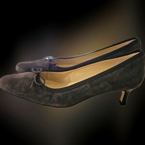 Talbots Bow Detail Gray Suede Pumps